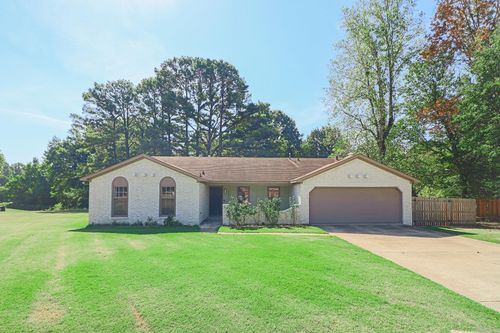 2812 Glenwood Cv, Jonesboro, AR, 72401-7112 | Card Image