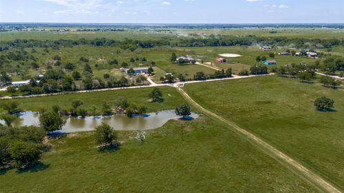 9121 Ne County Road 2170, Powell, TX, 75153-8811 | Card Image