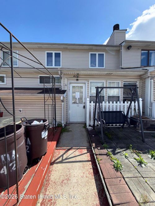 31-42 Ada Drive, Staten Island, NY, 10314 | Card Image