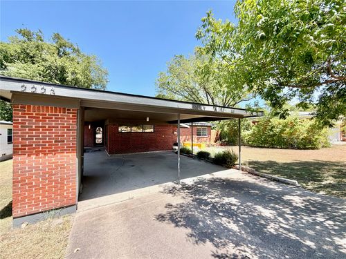2223 Forest Oaks Dr, Dallas, TX, 75228-5311 | Card Image
