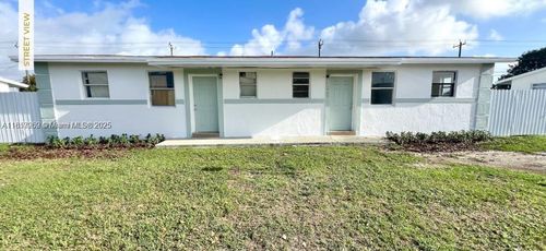 10531 Sw 184th St, Cutler Bay, FL, 33157-6713 | Card Image