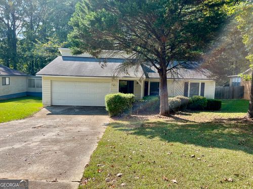 8233 Creekline Ct, Riverdale, GA, 30274-4336 | Card Image