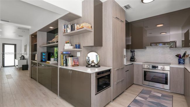 3020 Sw 2 Nd Ave, House other with 3 bedrooms, 2 bathrooms and null parking in Miami FL | Image 7