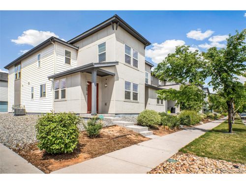 16019 E Elk Dr, Denver, CO, 80239-5491 | Card Image
