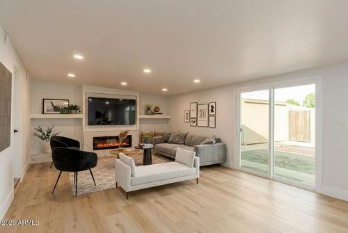 3314 W Corrine Dr, Phoenix, AZ, 85029-2233 | Card Image