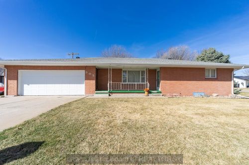 302 Circle Dr, Doniphan, NE, 68832-9804 | Card Image