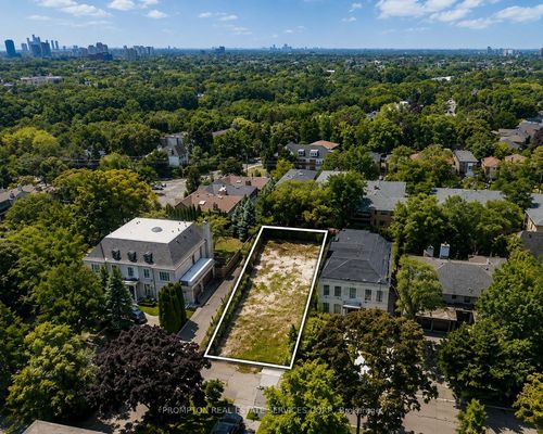 106A Richview Ave, Toronto, ON, M5P3E9 | Card Image