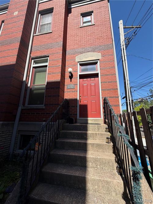 d-2347 Park Ave, Saint Louis, MO, 63104-2572 | Card Image