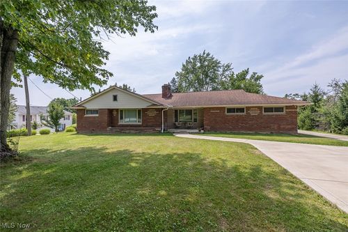 11658 York Rd, North Royalton, OH, 44133-2854 | Card Image