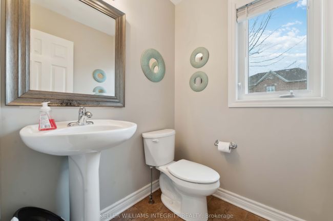 111 Tacom Cir, House attached with 3 bedrooms, 3 bathrooms and 1 parking in Nepean ON | Image 9