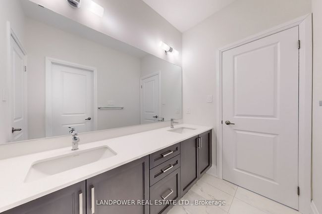 52 Klees Cres, House other with 5 bedrooms, 5 bathrooms and 3 parking in Aurora ON | Image 22