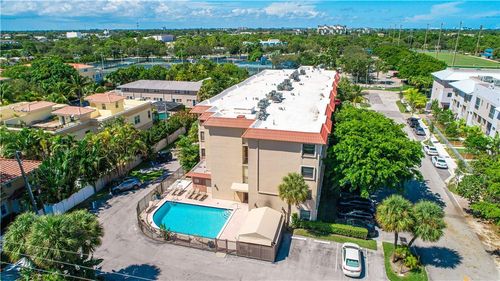 apt-306-615 Ne 12th Ave, Fort Lauderdale, FL, 33304-2842 | Card Image