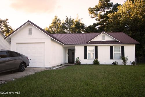 2902 Norbrick St, Midway Park, NC, 28544-1659 | Card Image