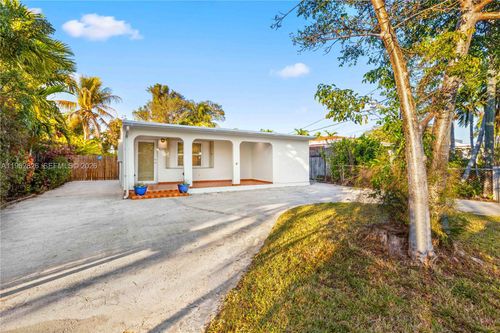 6365 Sw 33rd St, Miami, FL, 33155-4910 | Card Image
