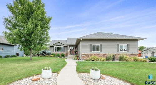 1712 S Kinderhook Ave, Sioux Falls, SD, 57106-5414 | Card Image