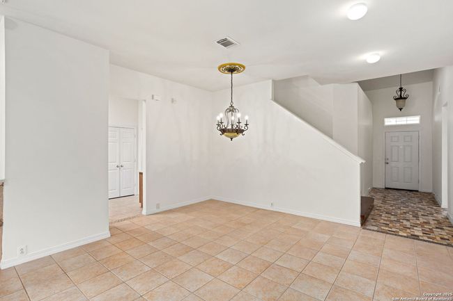 10406 Canyon Riv, House other with 4 bedrooms, 3 bathrooms and null parking in Helotes TX | Image 5