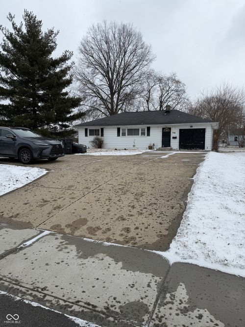 4424 Columbus Ave, Anderson, IN, 46013-5022 | Card Image