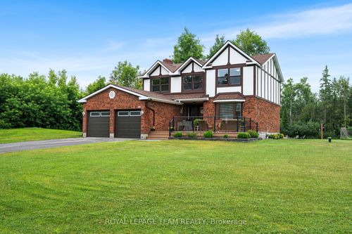 100 Grey Stone Dr, Carp, ON, K0A1L0 | Card Image