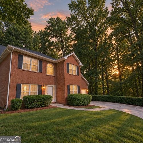 930 New Hope Rd Sw, Atlanta???, GA, 30331-7236 | Card Image