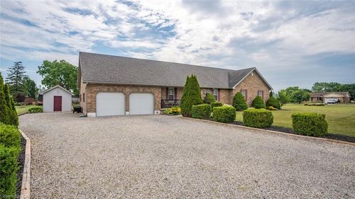 703 Broman Crt, Canfield, ON, N0A1C0 | Card Image