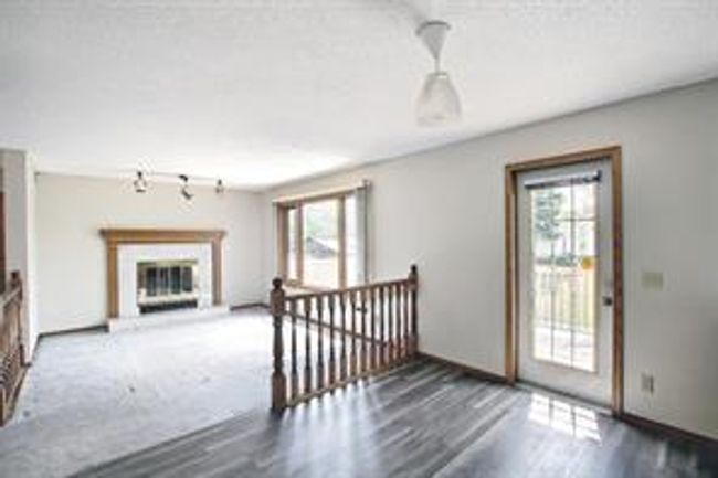 52 Shawnee Way Sw, House detached with 5 bedrooms, 3 bathrooms and 4 parking in Calgary AB | Image 12