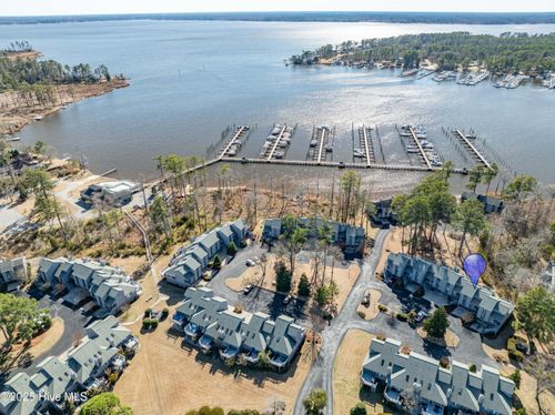 158 Wheel House Ct, Washington, NC, 27889-9720 | Card Image