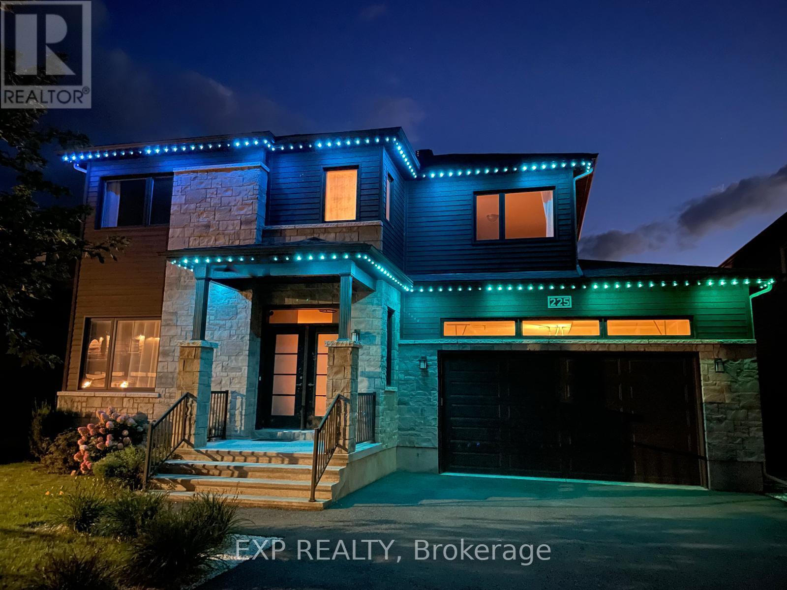 Residential in Russell 4