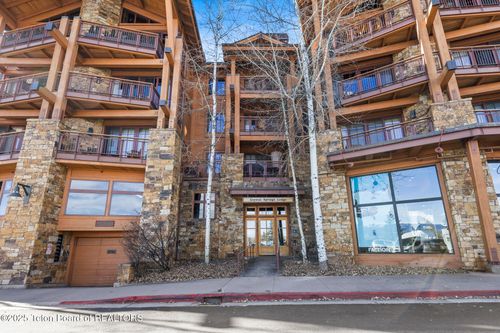 304-3285 W Village Dr, Teton Village, WY, 83025 | Card Image