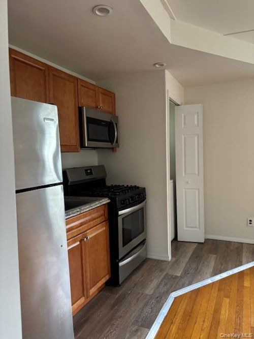apt-5-25 Knollwood Ave, Huntington, NY, 11743-3429 | Card Image