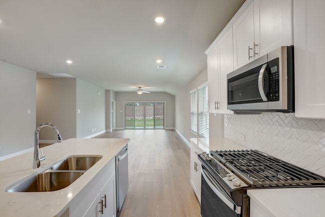 Photo is not of the actual home, but is an inspirational photo of builder’s model home and may depict options, furnishings, and/or decorator features that are not included. | Image 4