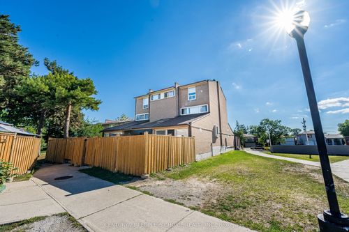 2-242 John Garland Blvd, Etobicoke, ON, M9V1N8 | Card Image