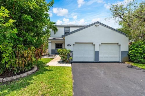 20742 Nw 3rd Ct, Pembroke Pines, FL, 33029-3520 | Card Image