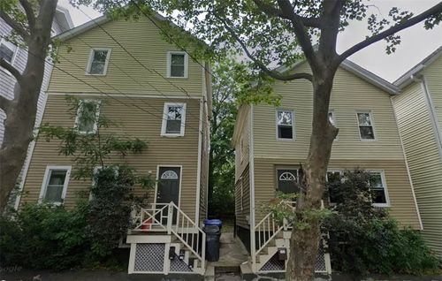 42 E Transit St, Providence, RI, 02906-6313 | Card Image