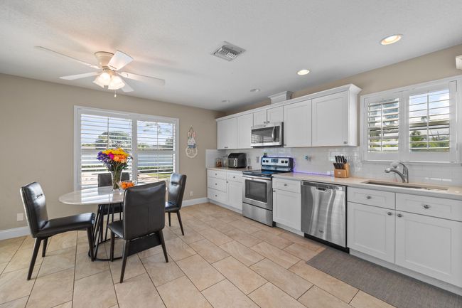 15 Hemlock Ln, House other with 3 bedrooms, 2 bathrooms and null parking in Tequesta FL | Image 15