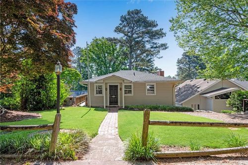 6381 Lakeview Dr, Buford, GA, 30518-1329 | Card Image