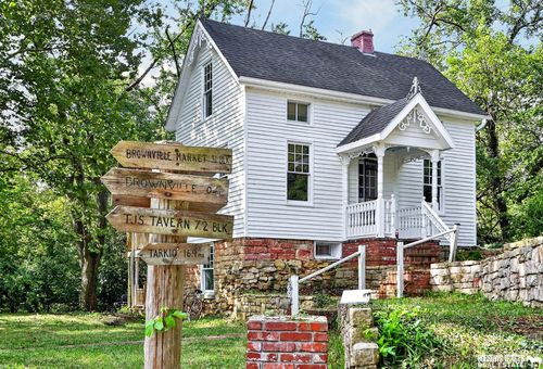 721 Main St, Brownville, NE, 68321-6015 | Card Image