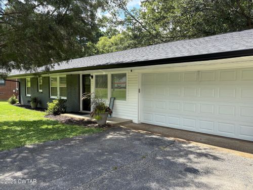 875 Skyline Dr, Jackson, TN, 38301-3866 | Card Image