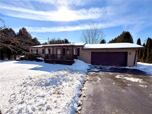 215 Old Luther St, Windber, PA, 15963-8286 | Card Image