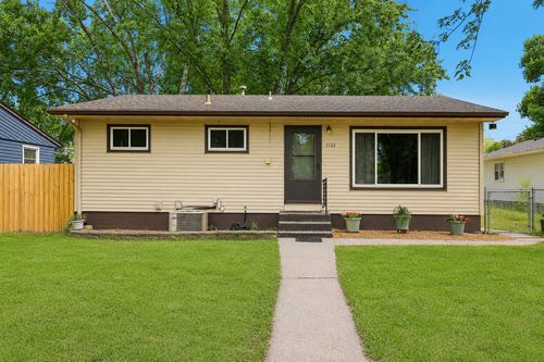 1122 12th Ave Se, Saint Cloud, MN, 56304-1720 | Card Image