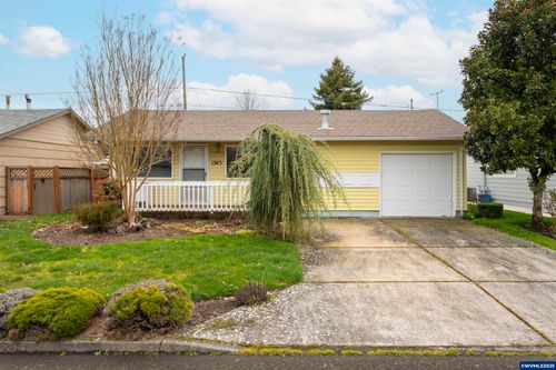 1383 Thompson Rd, Woodburn, OR, 97071-2616 | Card Image