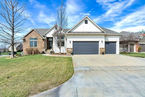 808 E Woodstone Cir, Andover, KS, 67002-9359 | Card Image