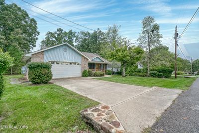 122 Berkshire Loop, House other with 3 bedrooms, 2 bathrooms and null parking in Crossville TN | Image 2