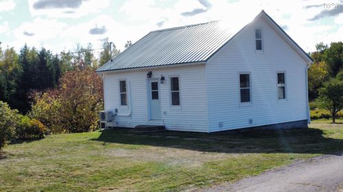 9080 Hwy#6 Highway, Pugwash, NS, B0K1L0 | Card Image