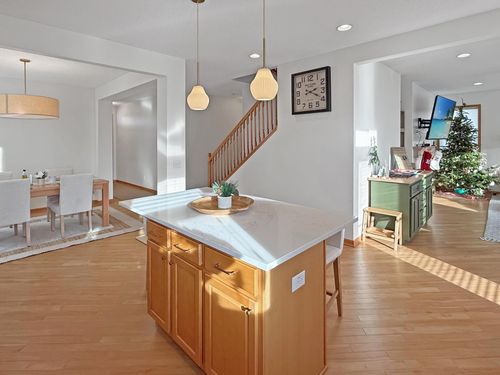 4591 Empress Way N, Hugo, MN, 55038-7901 | Card Image