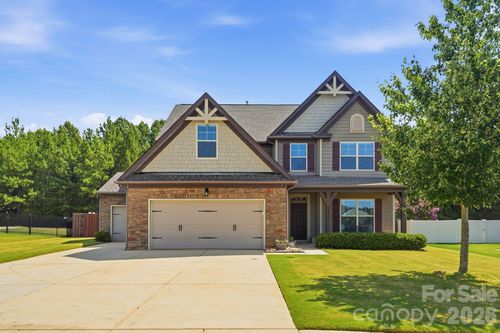 5917 Mcclintock Dr, Denver, NC, 28037-0179 | Card Image