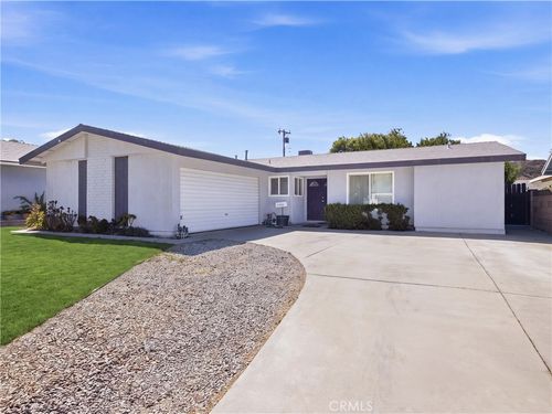 21052 Kingscrest Dr, Saugus, CA, 91350-1931 | Card Image