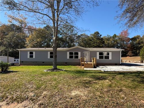 110 Loveland Dr, williamston, SC, 29697-8903 | Card Image