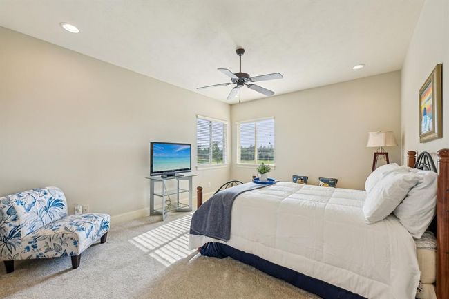 24807 Thorton Knolls Dr, House other with 4 bedrooms, 4 bathrooms and 3 parking in Spring TX | Image 33