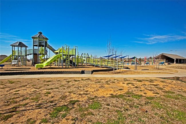 1 Mile to C.L. "Charlie" and Willie George Park! Football field, tennis courts, baseball fields, soccer, splash pad, paved walking trails, pavilions and more! | Image 35