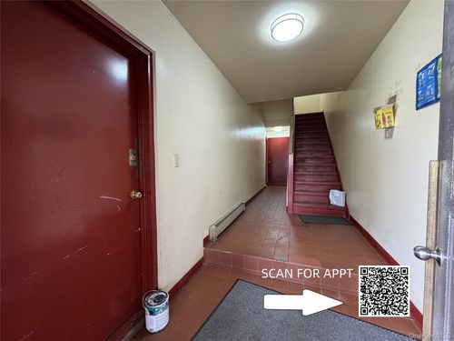apt-3f-61 168th St, Fresh Meadows, NY, 11365-1962 | Card Image